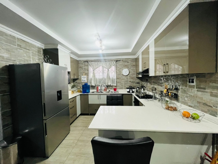 2 Bedroom Property for Sale in Estoire Free State